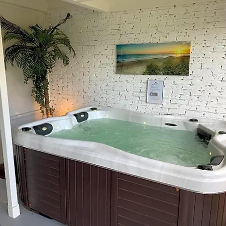 住宿加早餐酒店 Bed & Sauna 4*